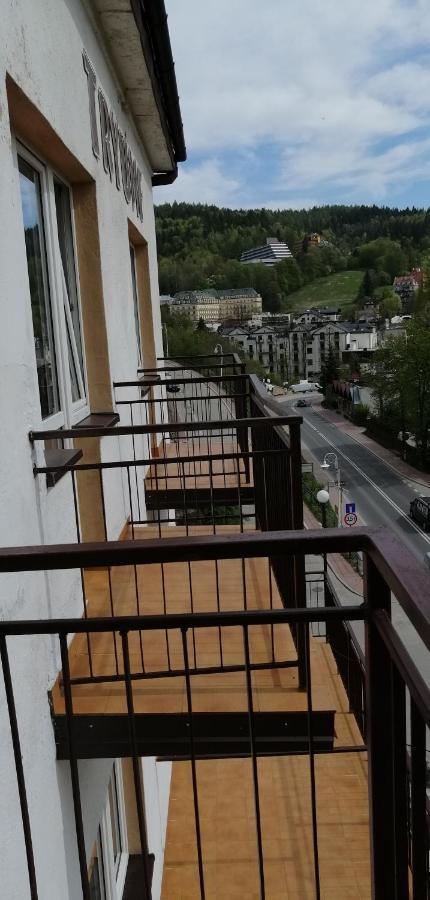 克雷尼察Domy Wczasowe Tryumfy住宿加早餐旅馆 外观 照片