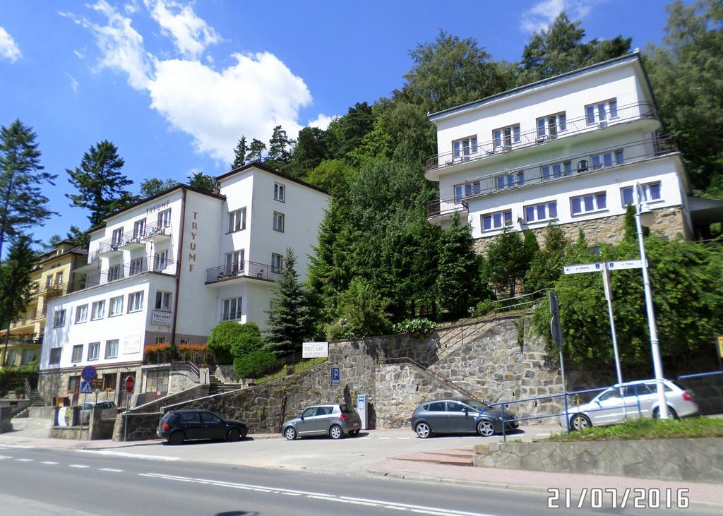 克雷尼察Domy Wczasowe Tryumfy住宿加早餐旅馆 外观 照片